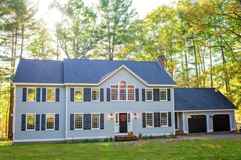 7 Fiddlers Ridge Road Londonderry NH 03053