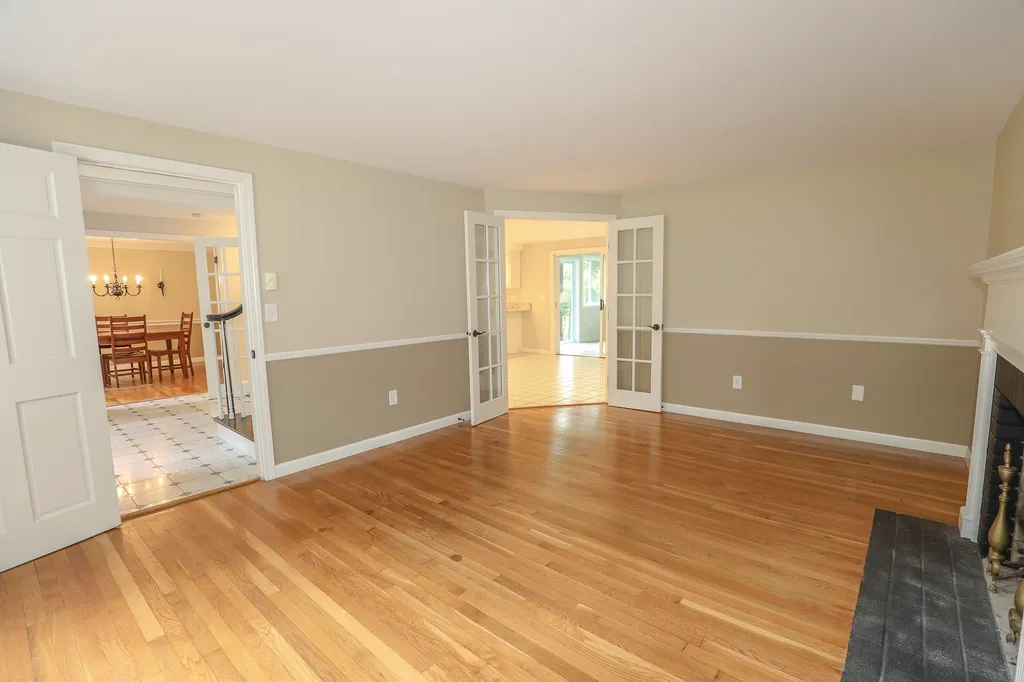 7 Fiddlers Ridge Road Londonderry NH 03053