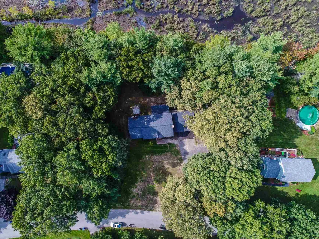7 Fiddlers Ridge Road Londonderry NH 03053