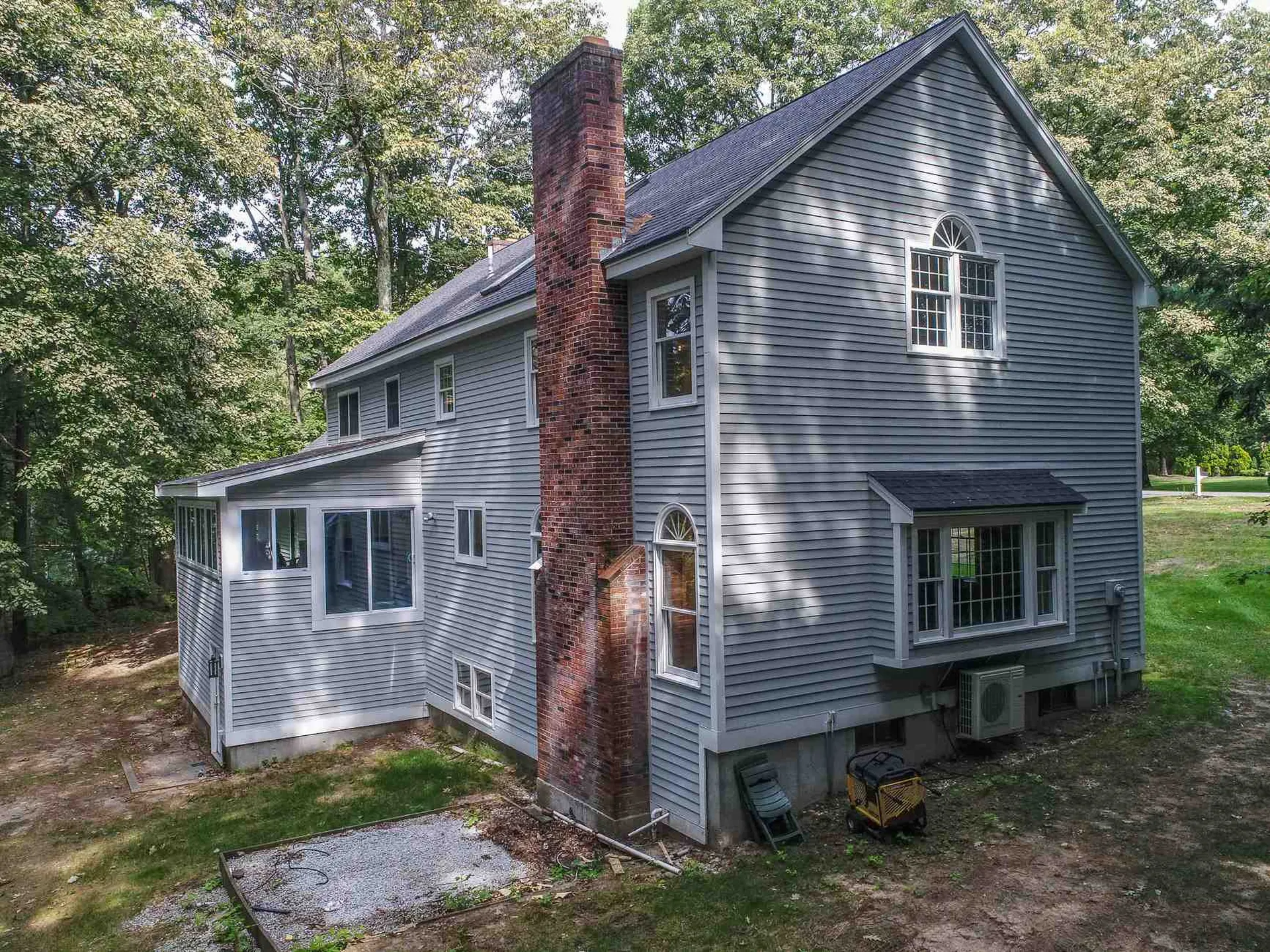 7 Fiddlers Ridge Road Londonderry NH 03053