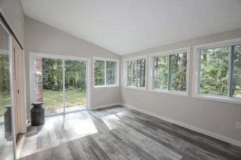 7 Fiddlers Ridge Road Londonderry NH 03053