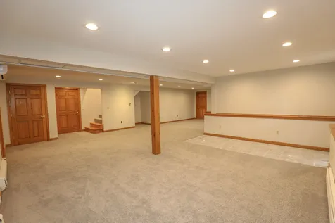 7 Fiddlers Ridge Road Londonderry NH 03053