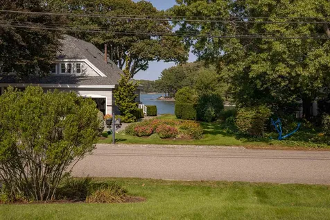 12 Harborview Drive Rye NH 03870