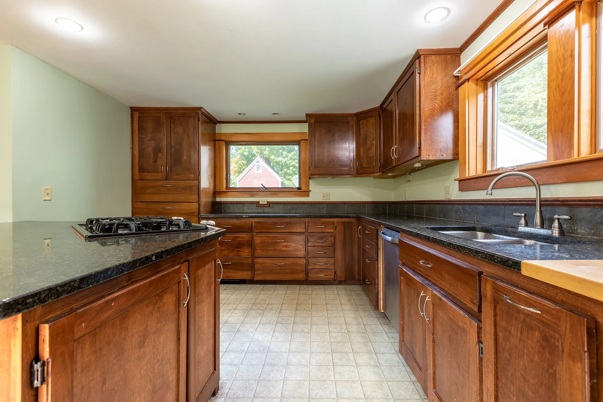 5274 West Woodstock Road Woodstock VT 05091