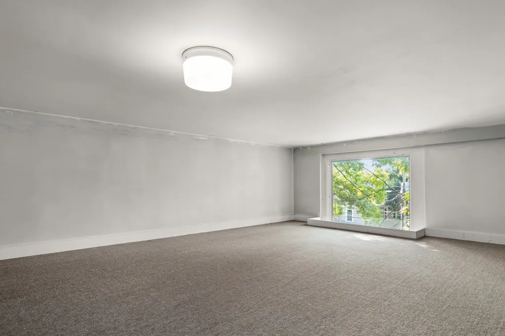 67 Union Street Winooski VT 05404