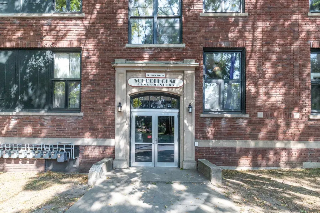 67 Union Street Winooski VT 05404