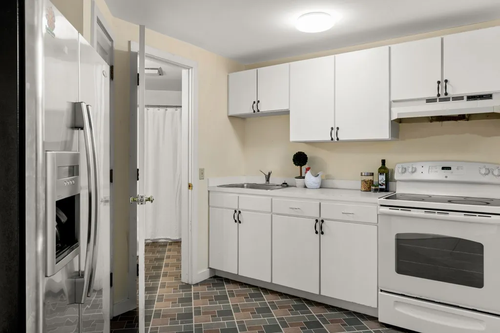 67 Union Street Winooski VT 05404