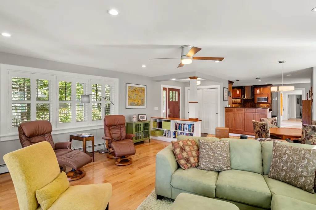107 Gardners Grove Road Belmont NH 03220