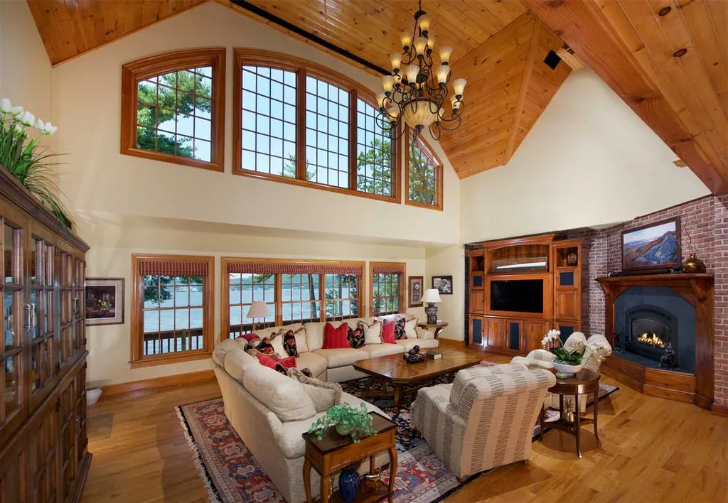 230 Edgewater Drive Gilford NH 03249