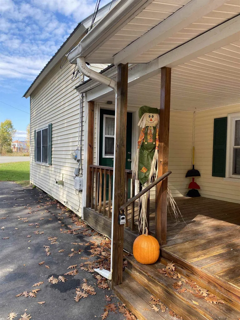 91 Clyde Street Newport City VT 05855