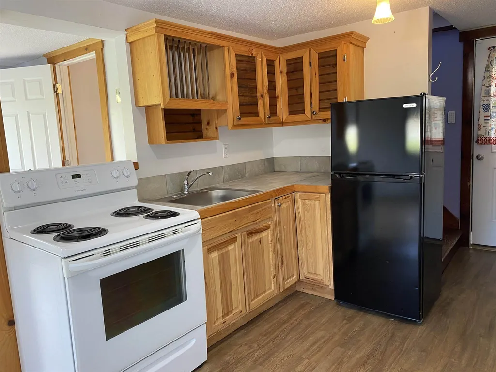 91 Clyde Street Newport City VT 05855