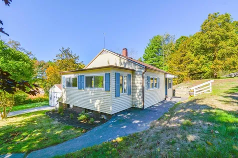 34 Adams Road Kittery ME 03904