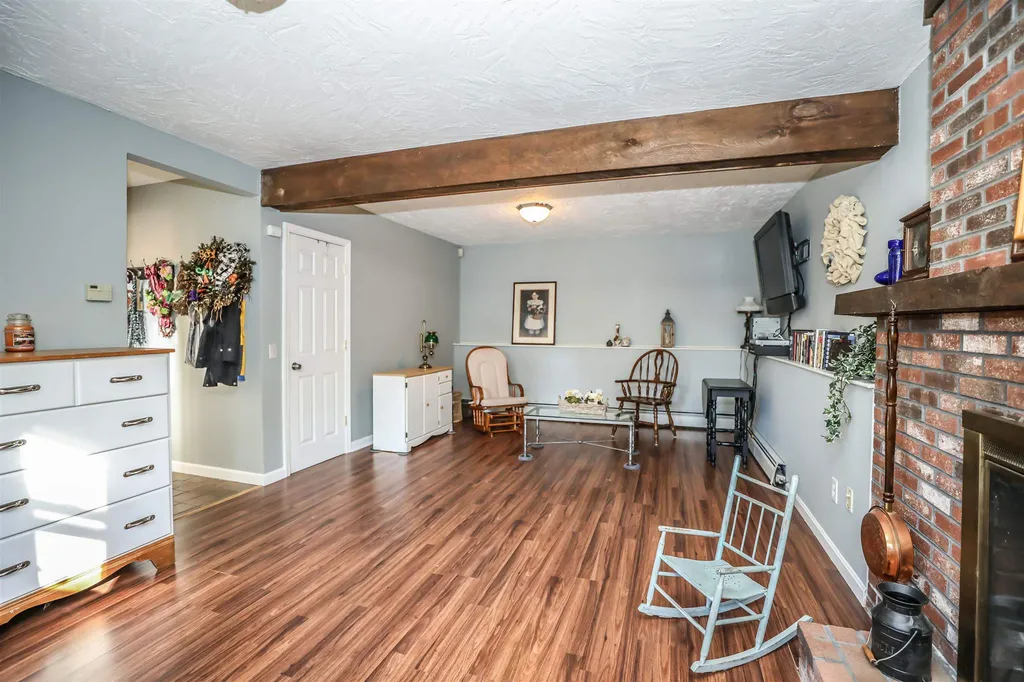9 Peggy Lane Salem NH 03079