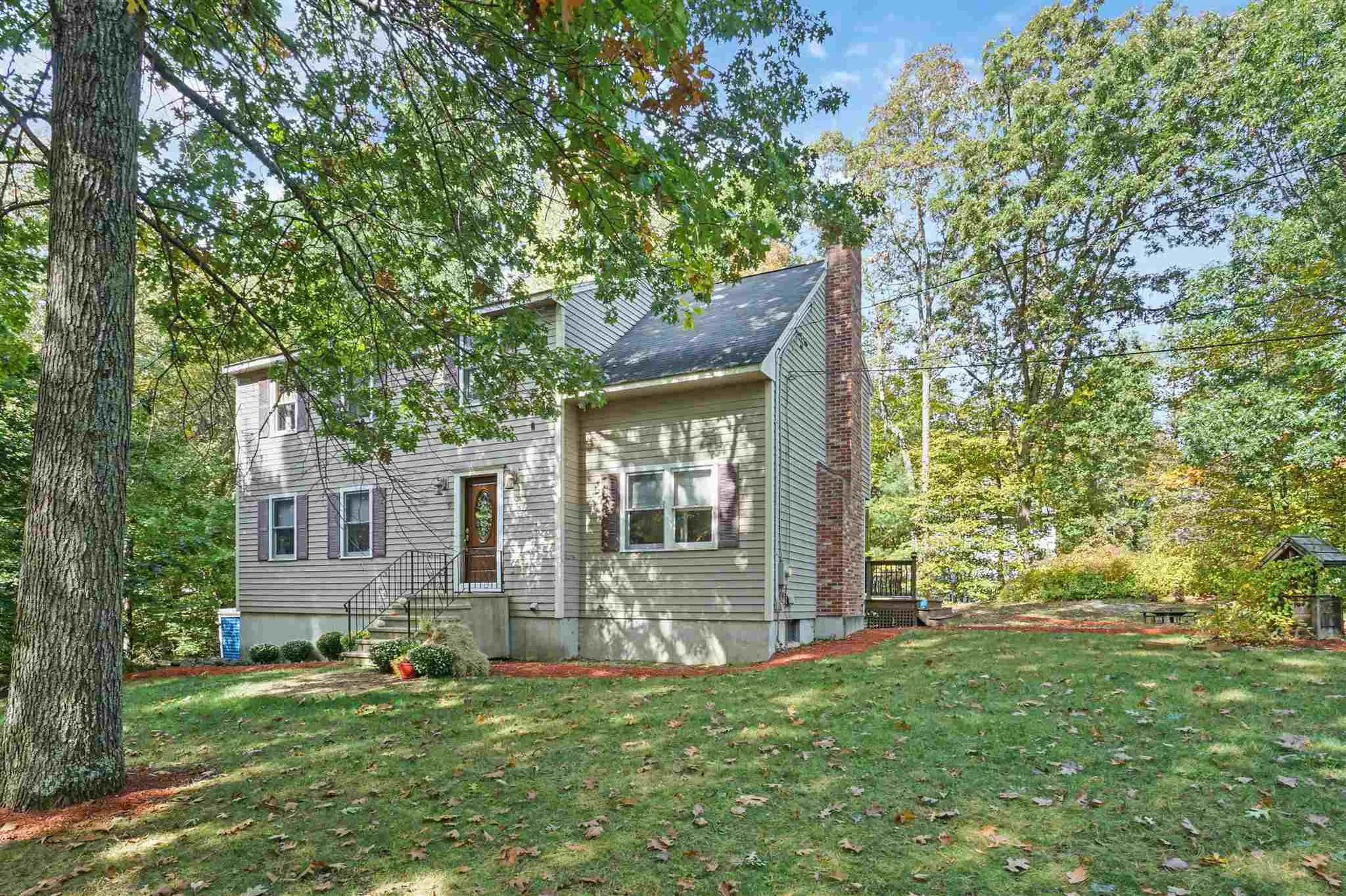 3 Hawkview Road Hudson NH 03051