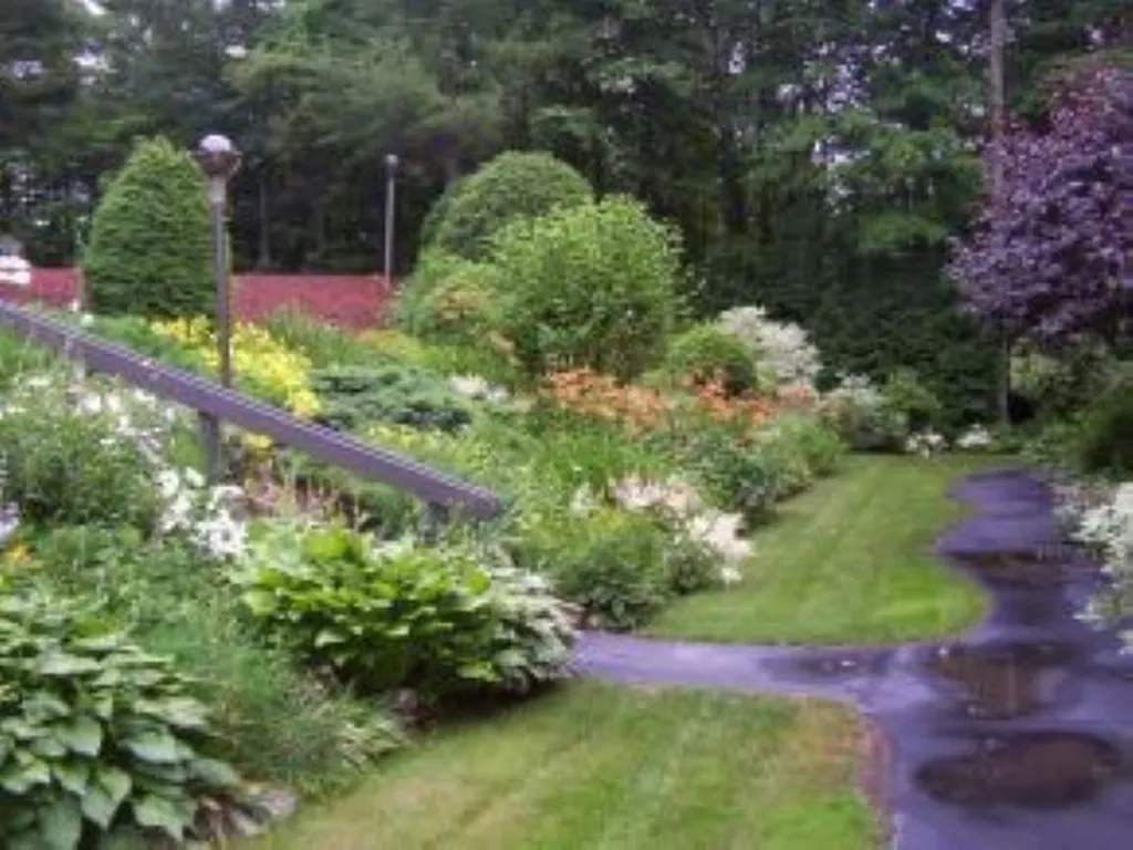 833 Weirs Boulevard Laconia NH 03246