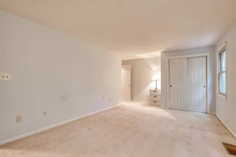 5 Braemar Road Windham NH 03087