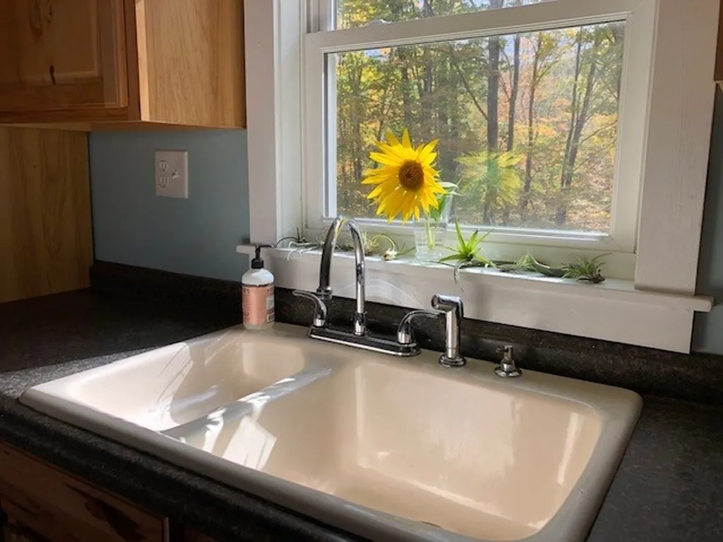 52 Concord Stage Road Weare NH 03281