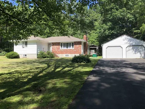 62 Simpson Road Pelham NH 03076