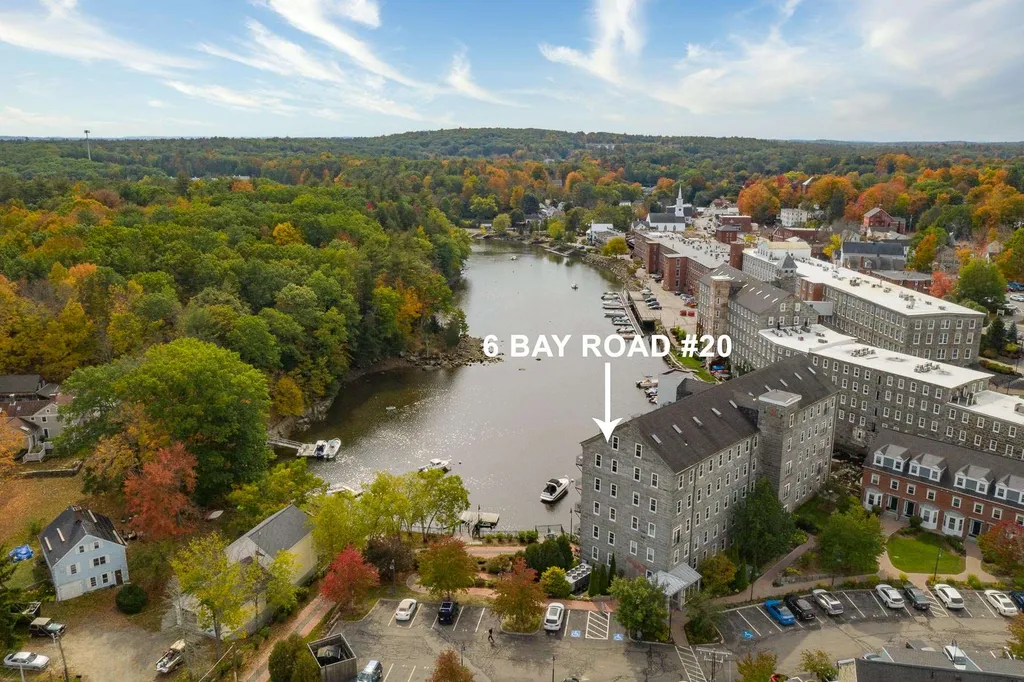 6 Bay Road Newmarket NH 03857