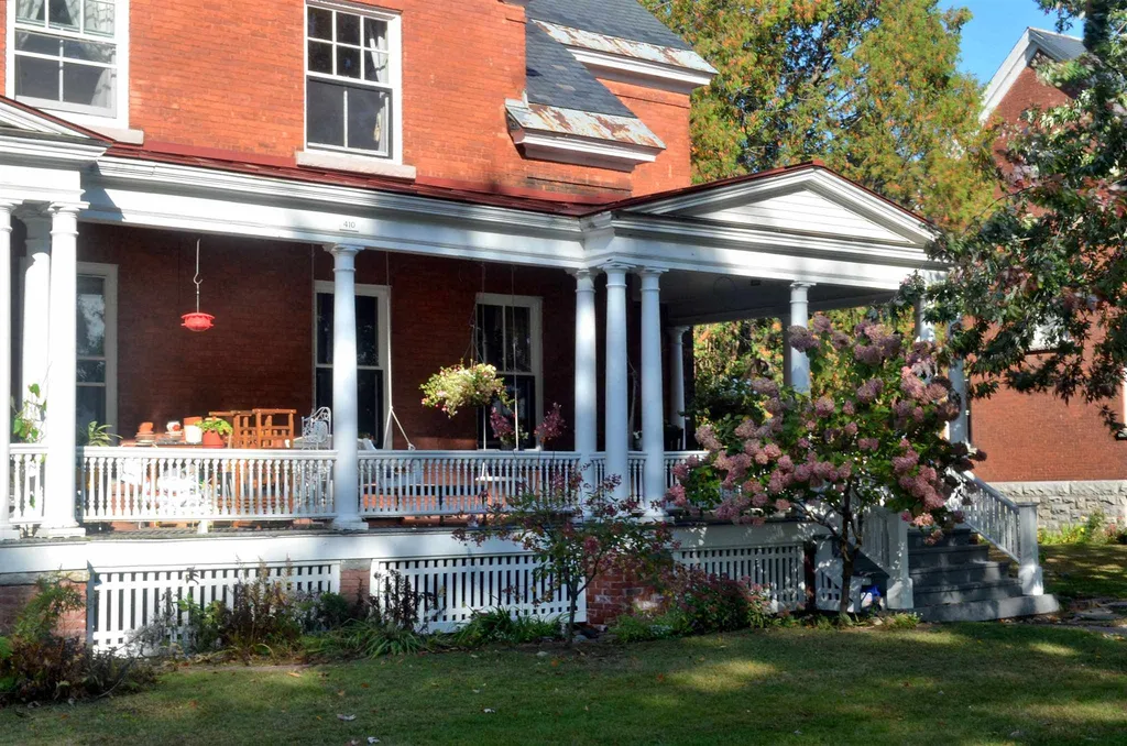 410b Dalton Drive Colchester VT 05446