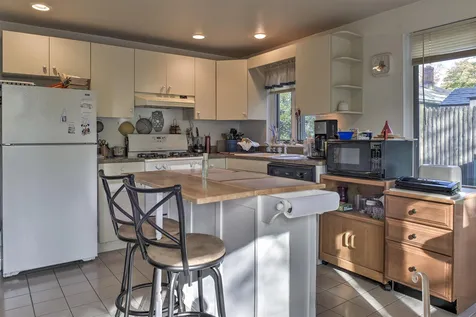 194 Pako Avenue Keene NH 03431
