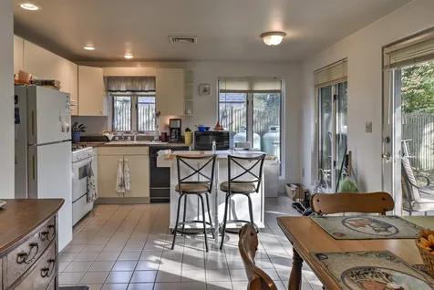194 Pako Avenue Keene NH 03431