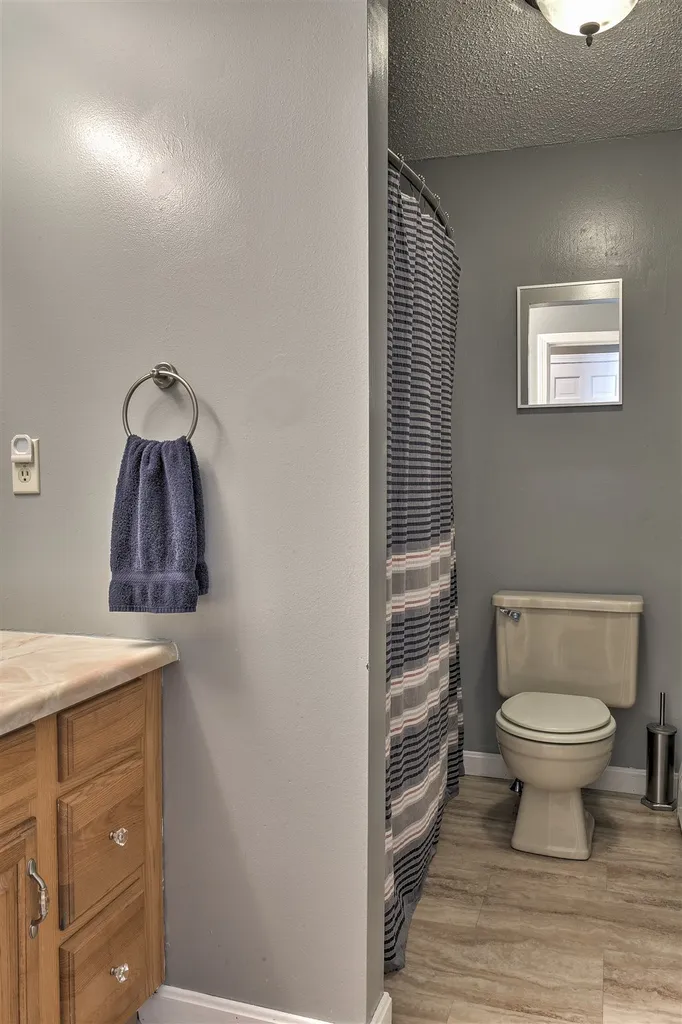 95 Lounsbury Lane Peterborough NH 03458