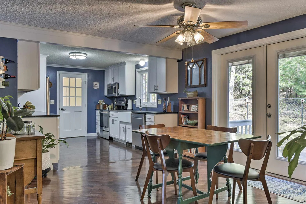 95 Lounsbury Lane Peterborough NH 03458