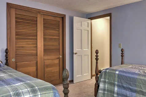 95 Lounsbury Lane Peterborough NH 03458