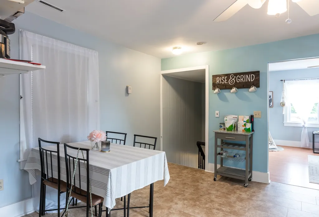 73 Palm Street Nashua NH 03060