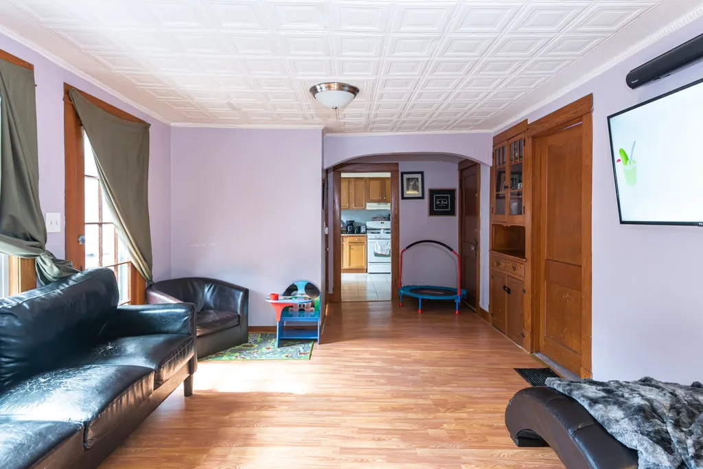 73 Palm Street Nashua NH 03060