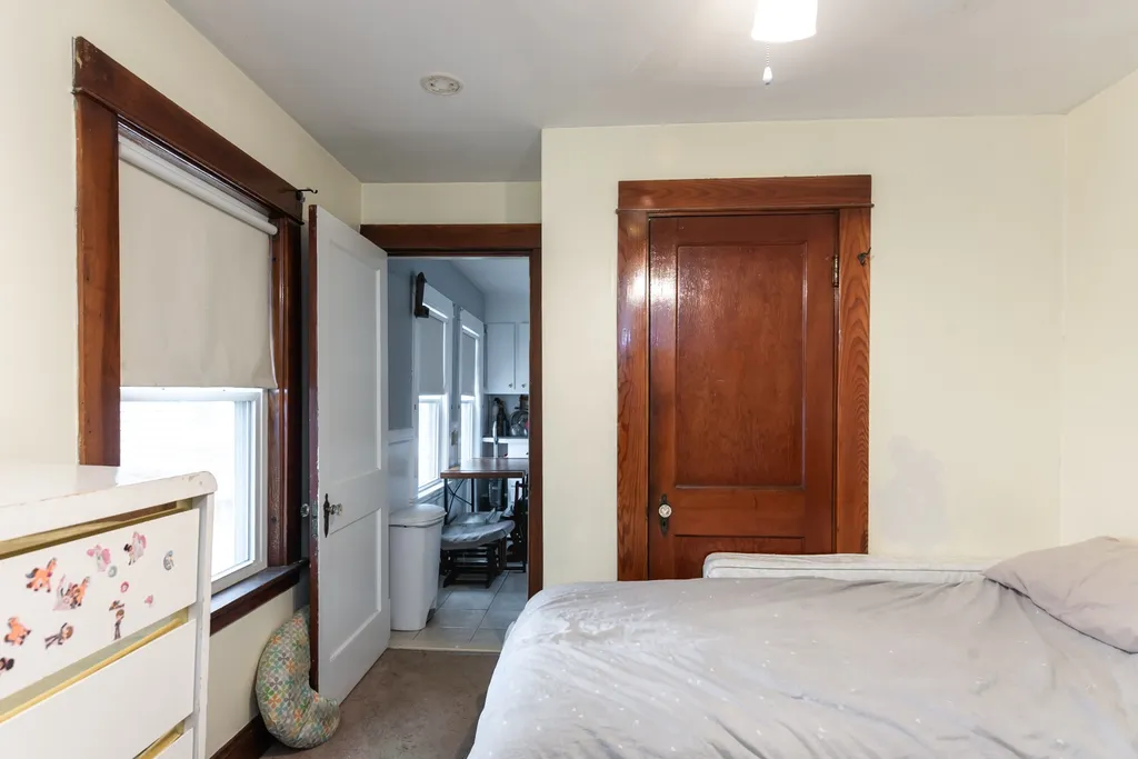 73 Palm Street Nashua NH 03060