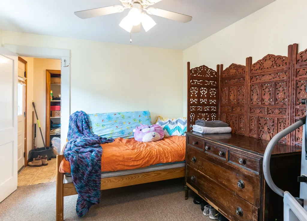 73 Palm Street Nashua NH 03060