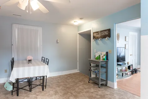 73 Palm Street Nashua NH 03060