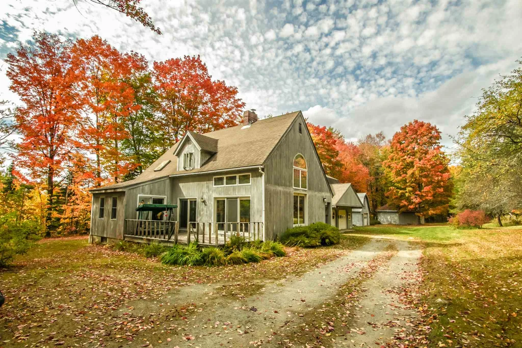 110 Thomas Road Lunenburg VT 05906