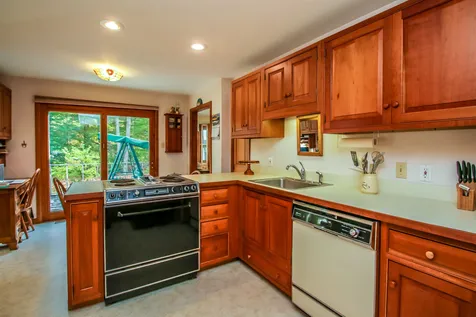 110 Thomas Road Lunenburg VT 05906