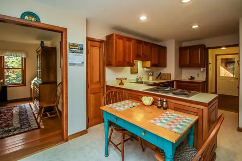 110 Thomas Road Lunenburg VT 05906