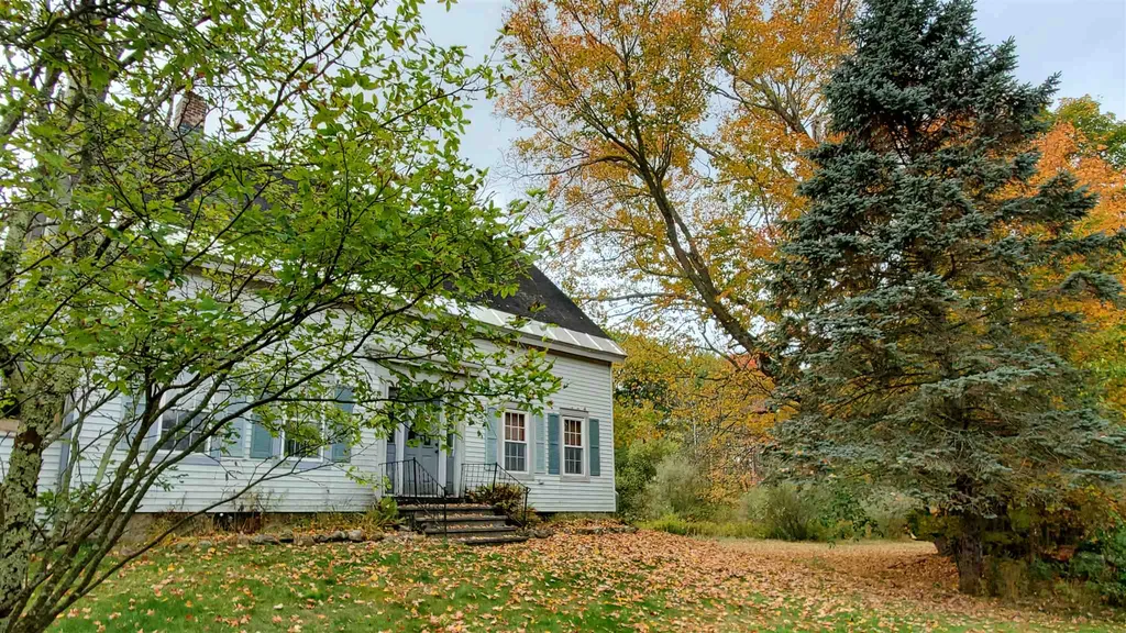 232 Stockbridge Corner Road Alton NH 03809