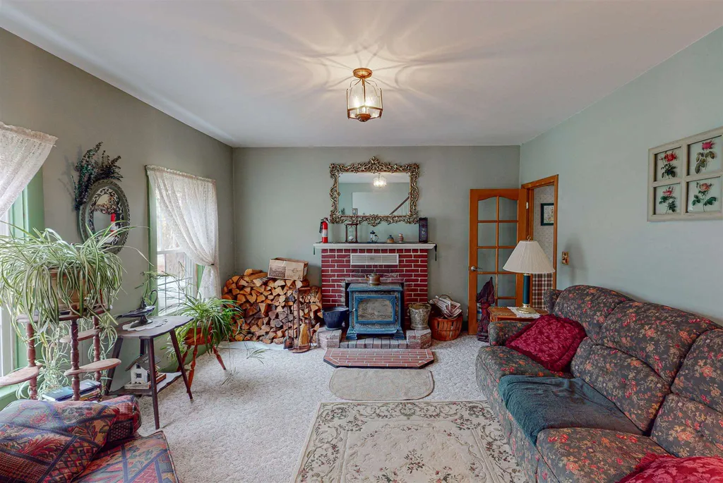 232 Stockbridge Corner Road Alton NH 03809