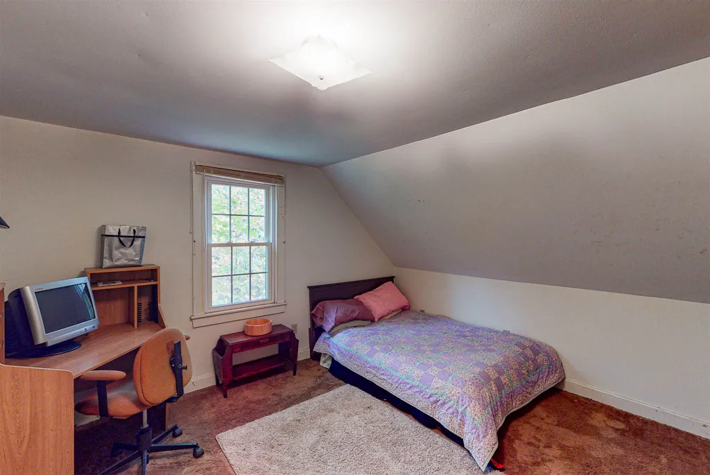 232 Stockbridge Corner Road Alton NH 03809