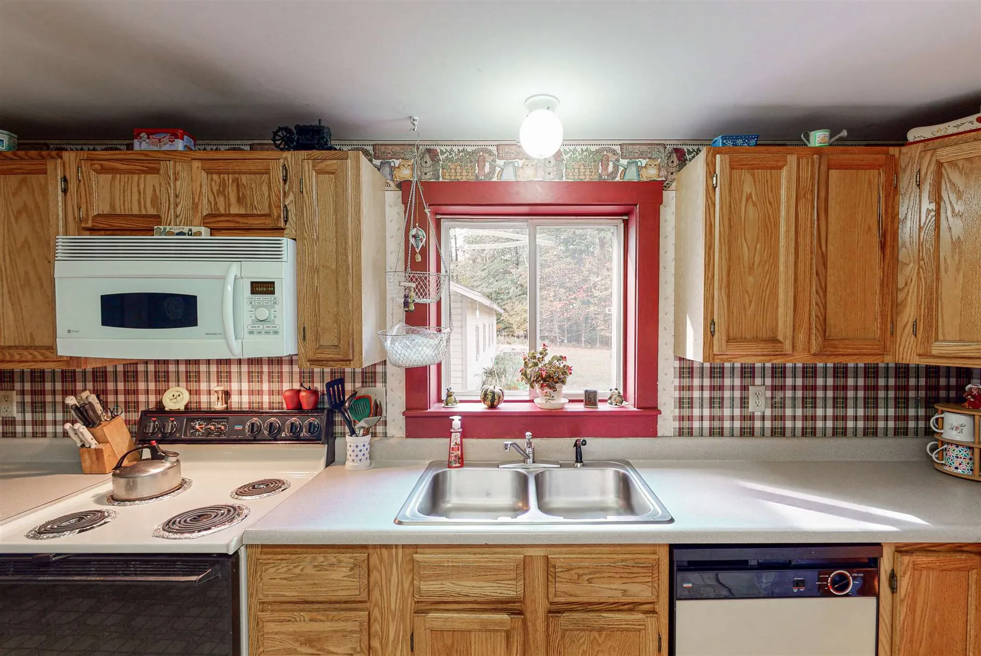 232 Stockbridge Corner Road Alton NH 03809