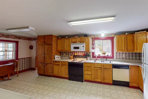 232 Stockbridge Corner Road Alton NH 03809