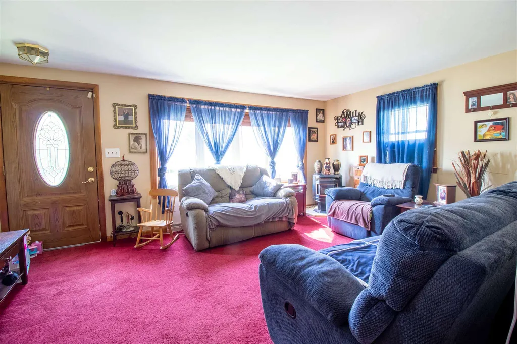 187 Old Gage Hill Road Pelham NH 03076