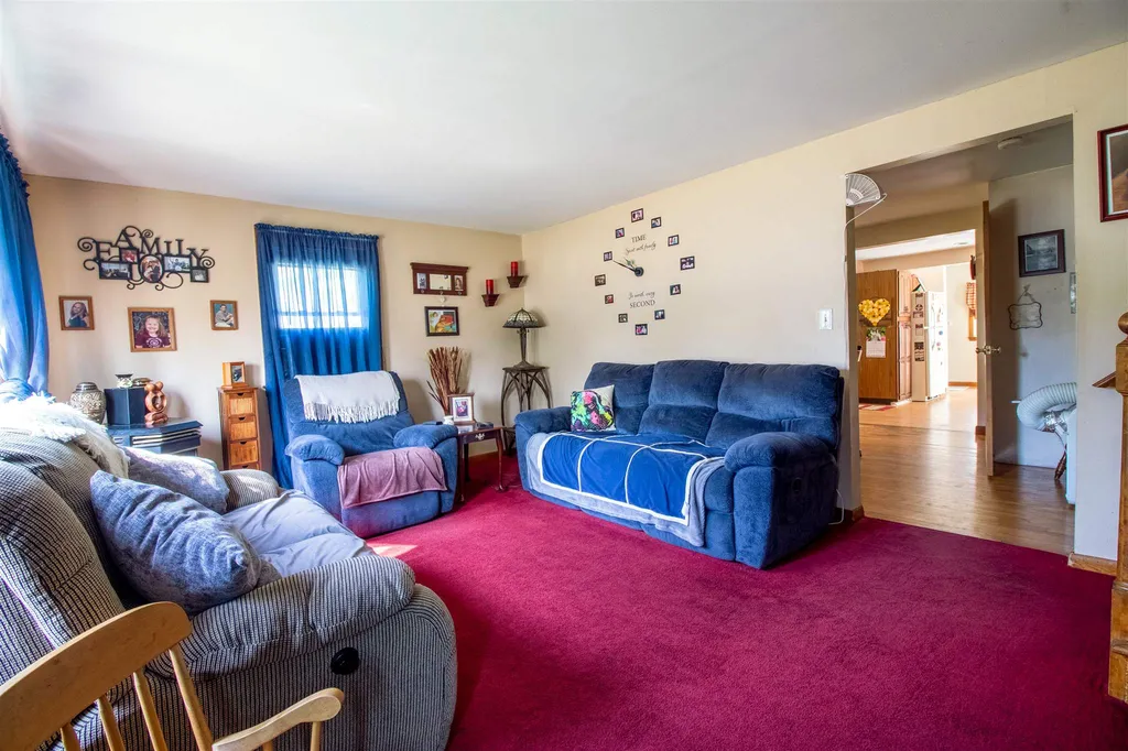 187 Old Gage Hill Road Pelham NH 03076
