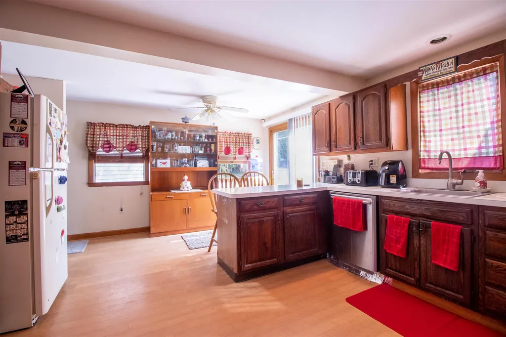 187 Old Gage Hill Road Pelham NH 03076