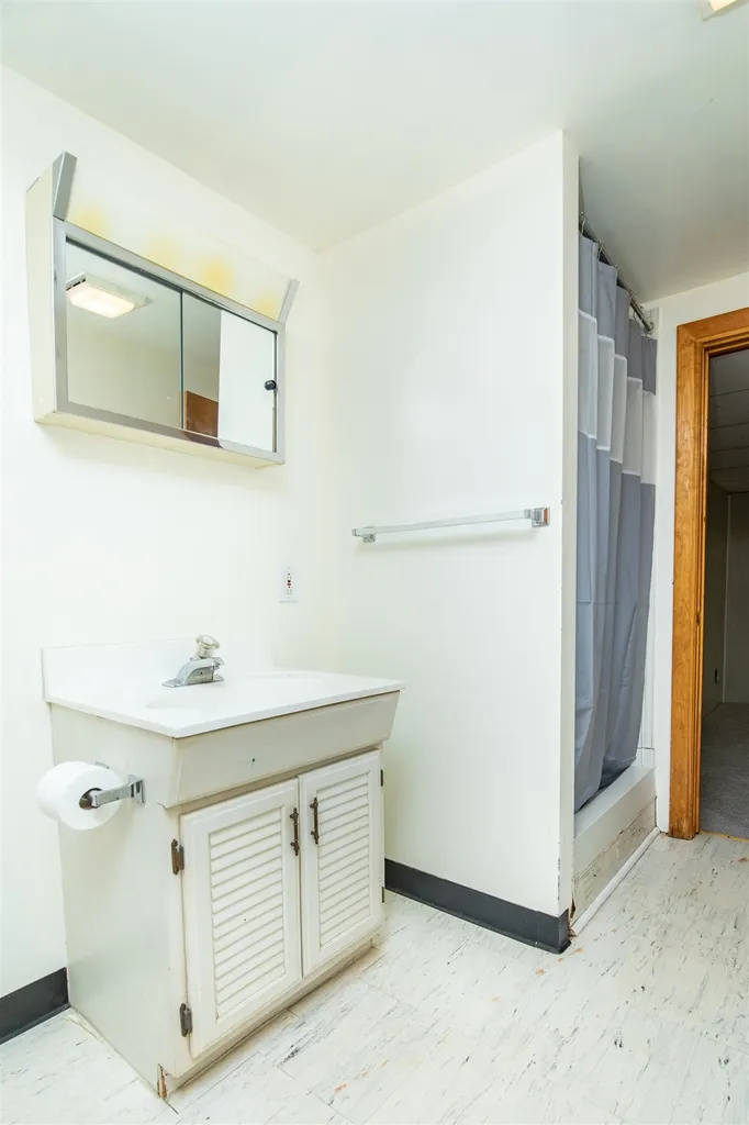 18 Alderbrook Road Essex VT 05452