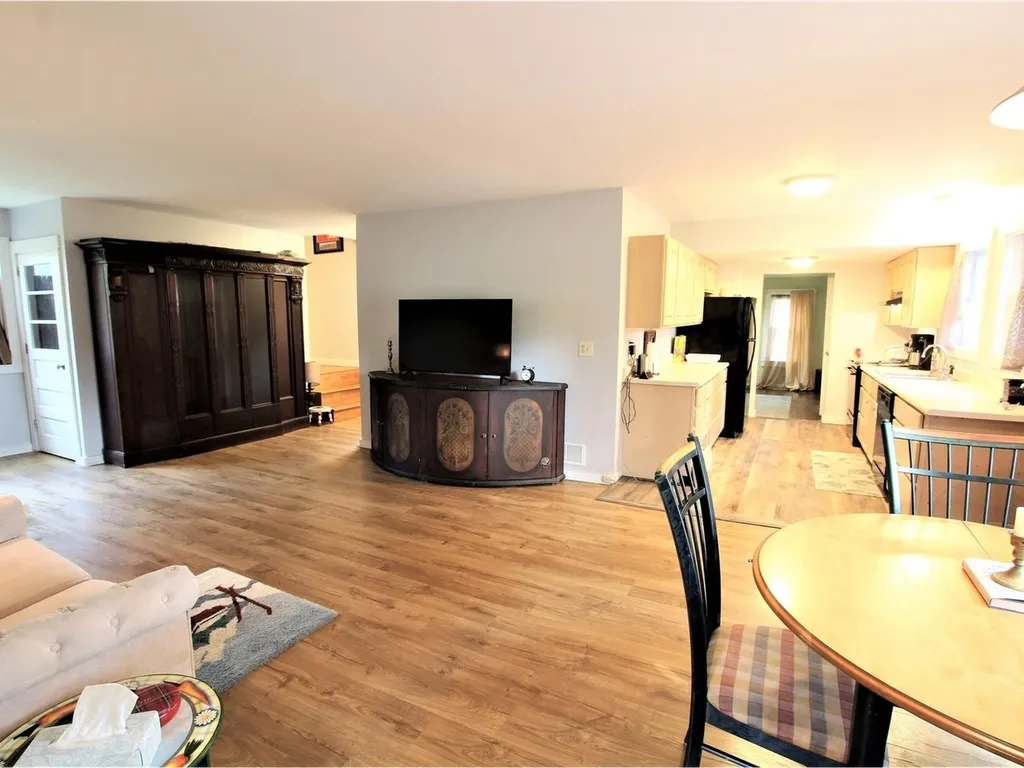 392 River Road Stowe VT 05672