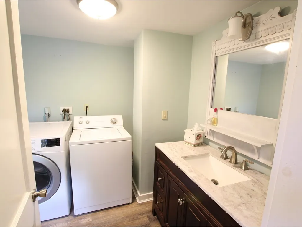 392 River Road Stowe VT 05672
