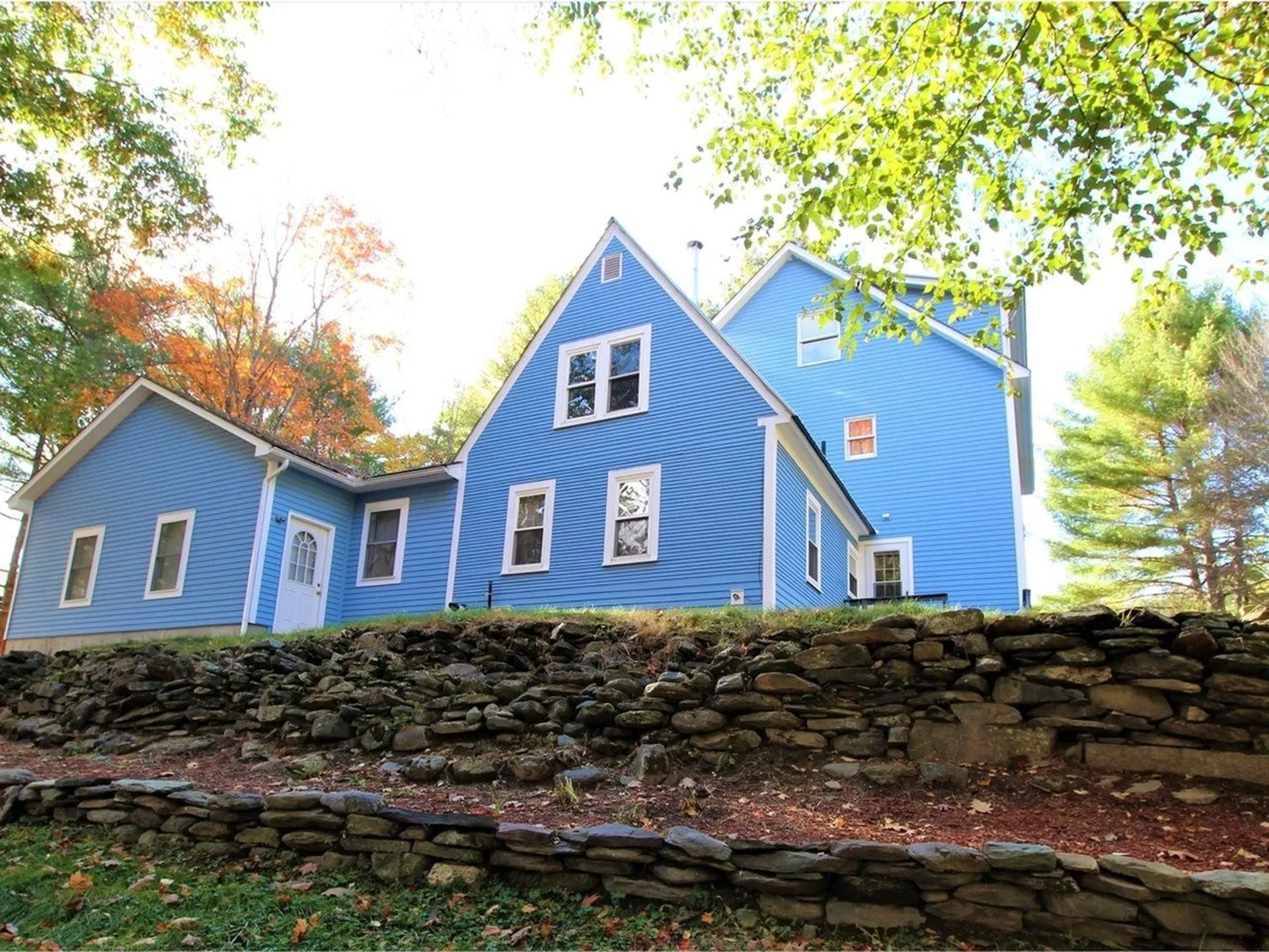 392 River Road Stowe VT 05672