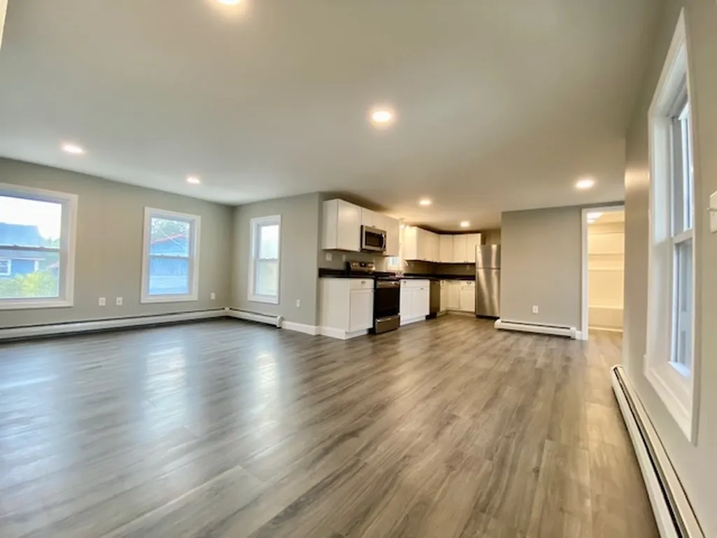 1 Garland Road Barnstead NH 03218